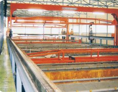 湖南車轎廠12m跨度龍門(mén)式陰極電泳生產(chǎn)線